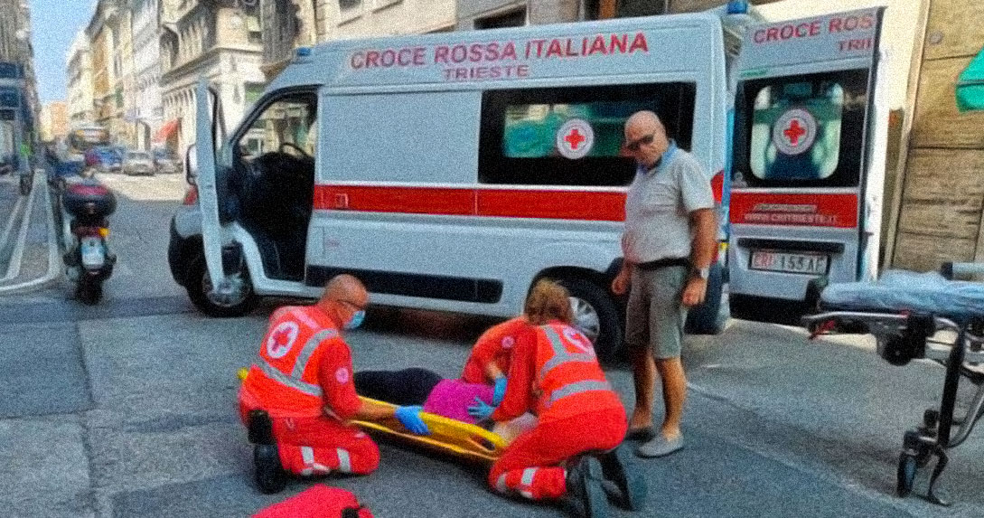 incidente auto scooter via Milano Trieste