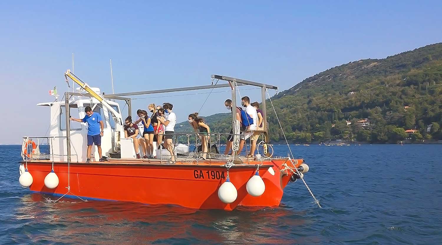 Scuola estiva Università di Trieste a bordo in mare