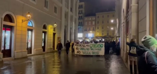 manifestazione no green pass Trieste 15 febbraio 2022