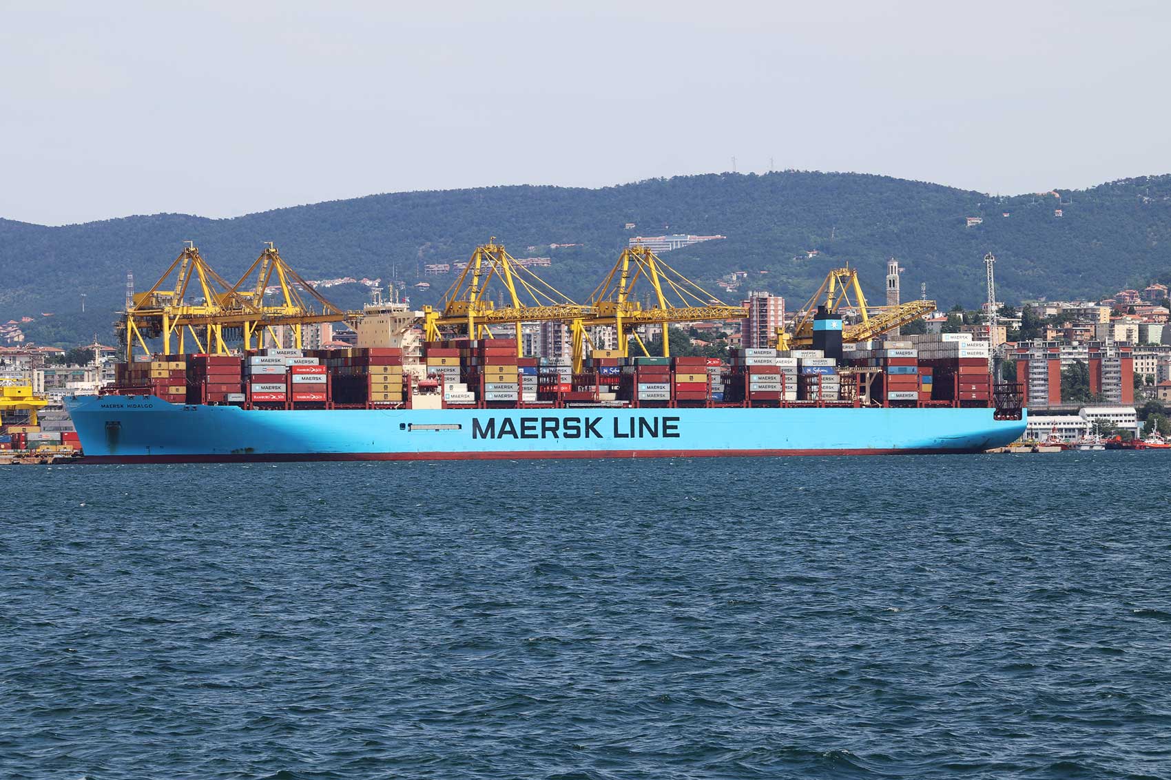 Maersk porta container Hidalgo a Trieste