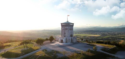 Monumento alla pace con torre panoramica di Cerje