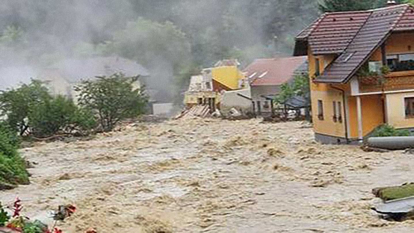 L'alluvione in Slovenia ha spazzato via una casa vicino Lučami - Foto: MMC RTV SLO