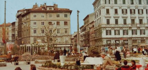 piazza Goldoni vintage Trieste