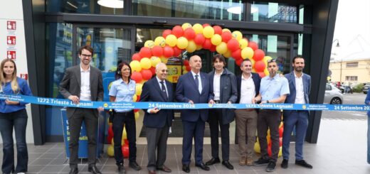 inaugurazione LIDL piazzale Legnami Trieste area ex Gaslini