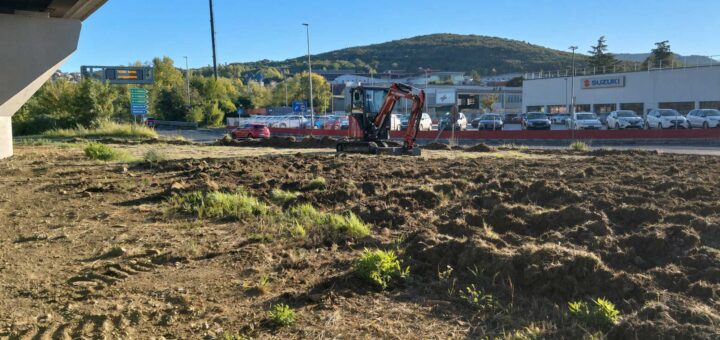 lavori rotonda via delle Saline Muggia